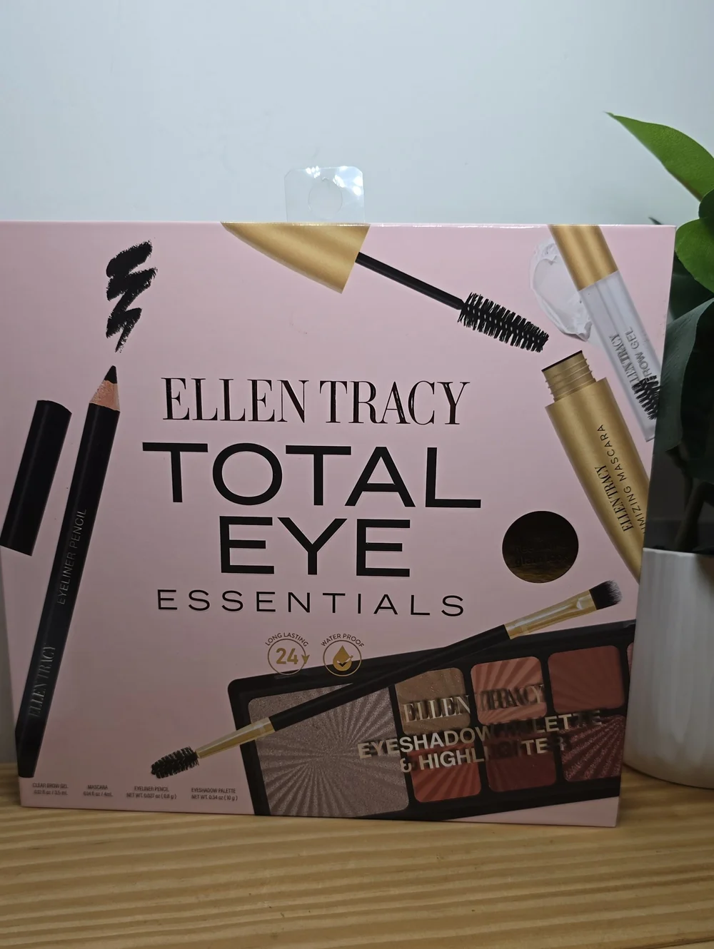 Eyeshadow Palette Kit Brown NIB